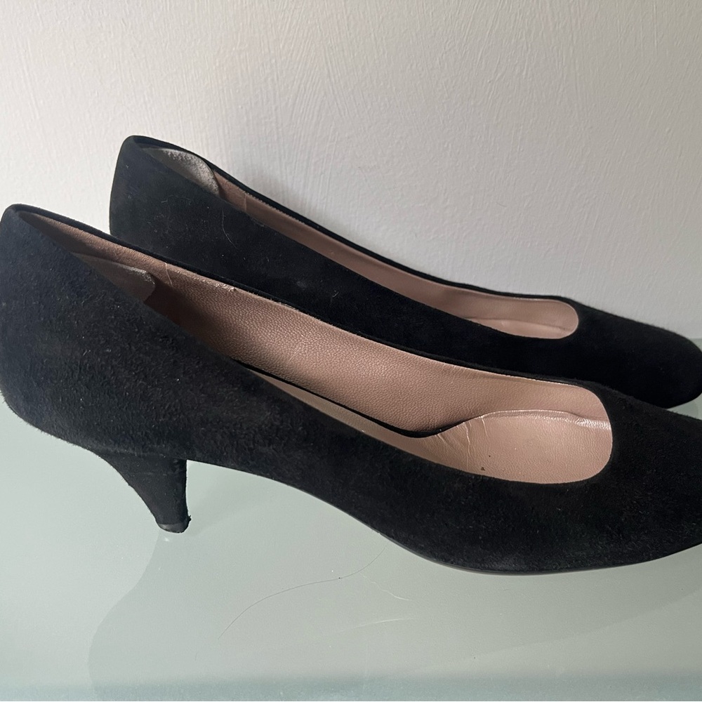 Salvatore Ferragamo Black Heels Classic Elegance - Picture 2 of 7